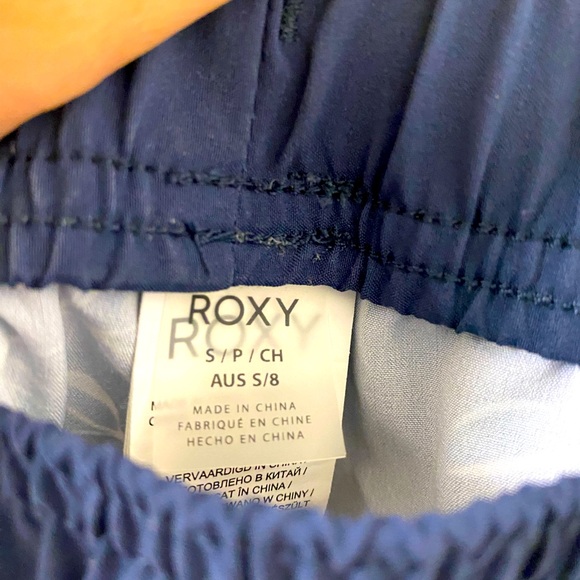 Roxy🌺Size Small Swim Shorts - Picture 3 of 4